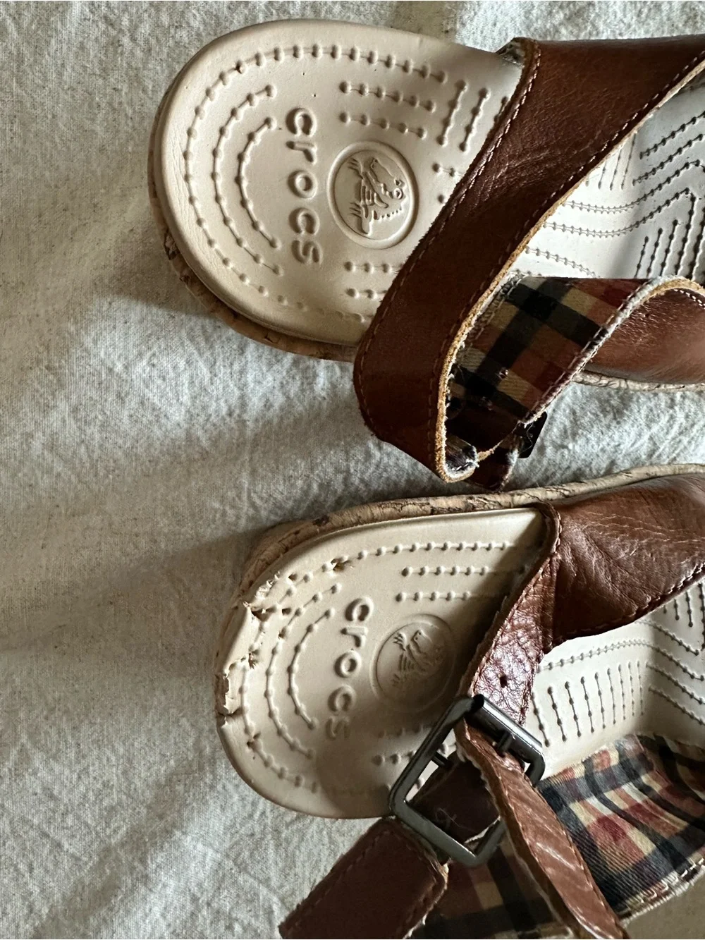 Crocs A-Leigh Brown Leather Cork Wedge Sandals Women’s 8